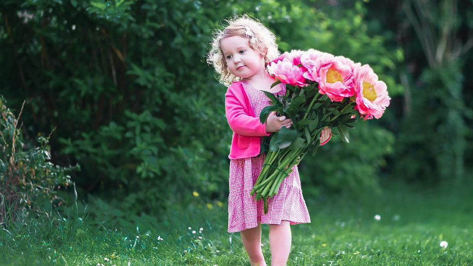 Little-Girl-With-Peony-Flowers at a Scattering Garden